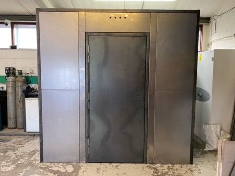 EMBASSY SECURITY ROOMS